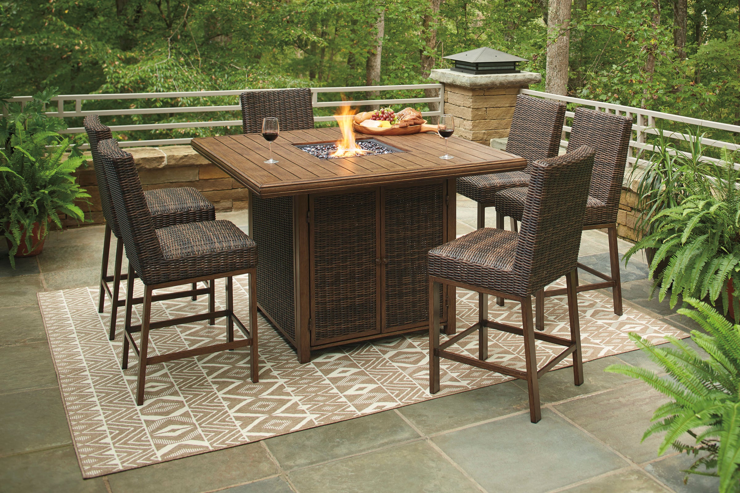 High Dining Outdoor Dining Set With Fire Pit Hanover Traditions